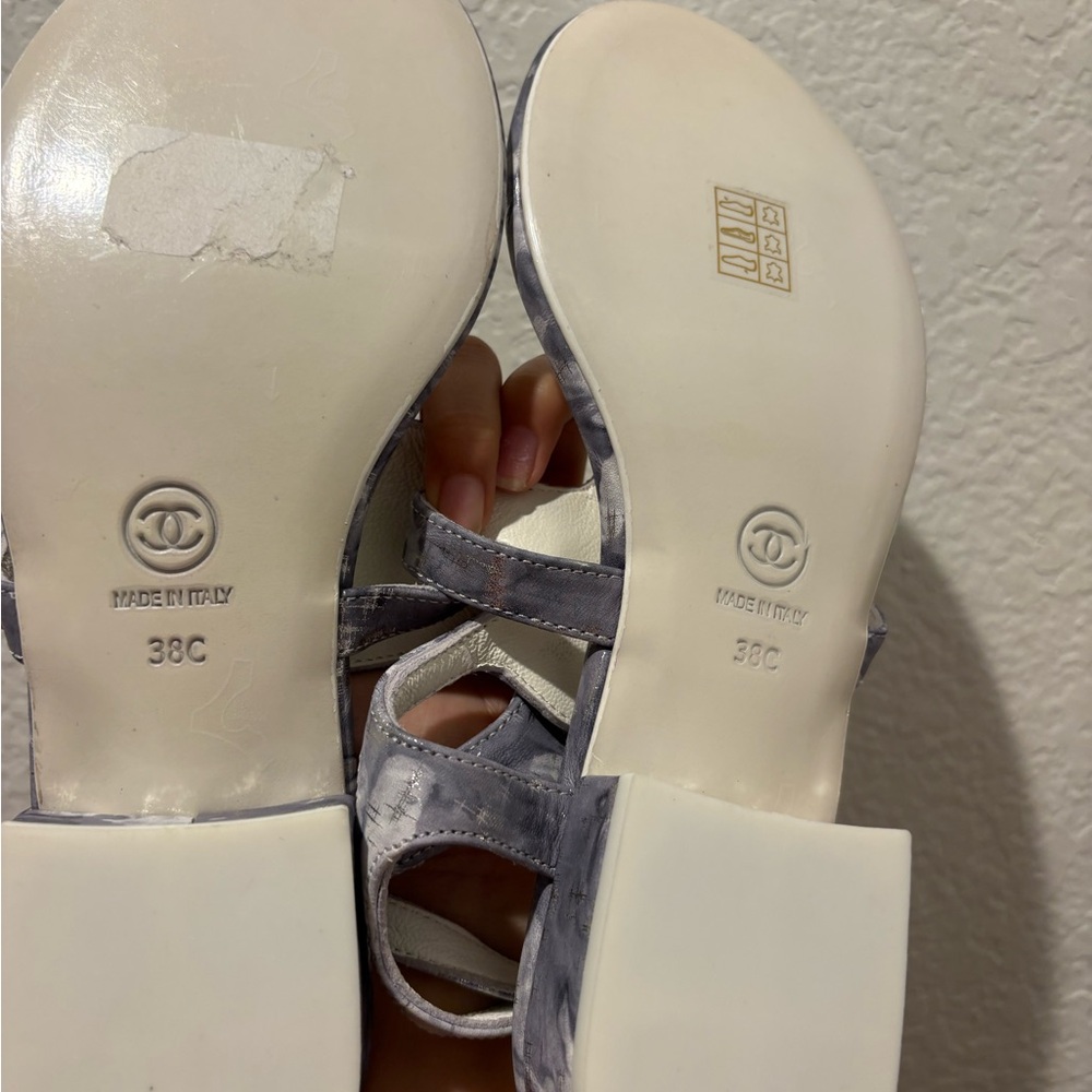 CHANEL Women's Marble Gray Sandals - Picture 3 of 4